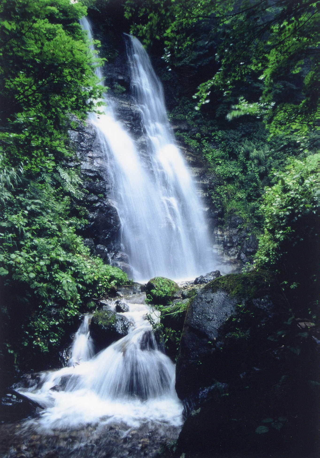 滝沢公園　不動の滝